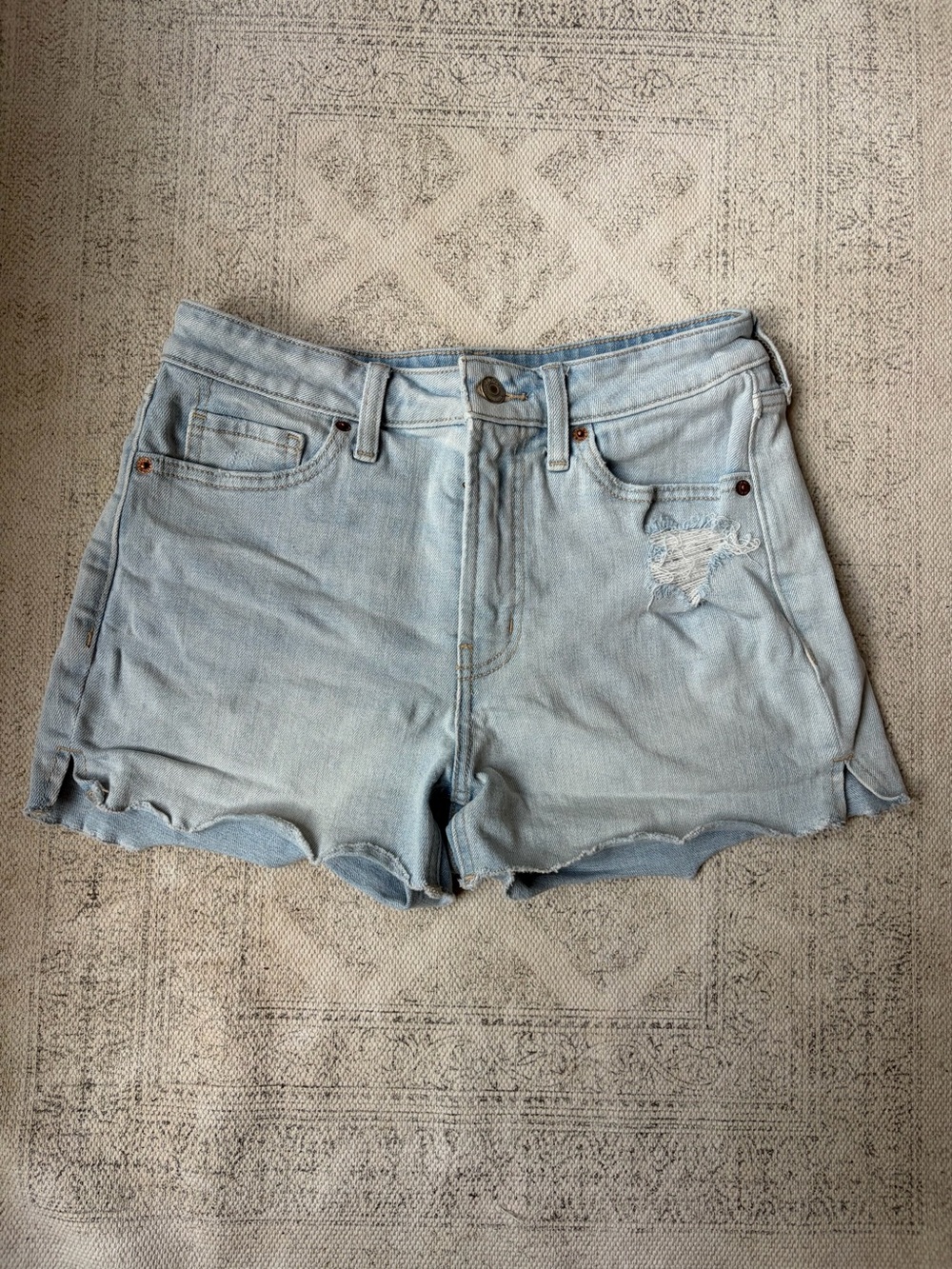 Old Navy Light Wash Distressed Denim Cutoff Shorts